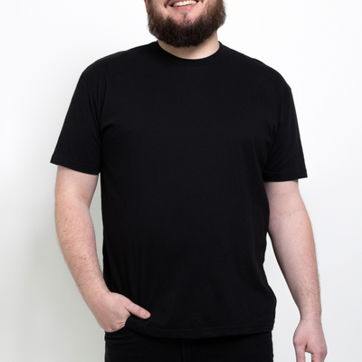 Czarna koszulka crewneck