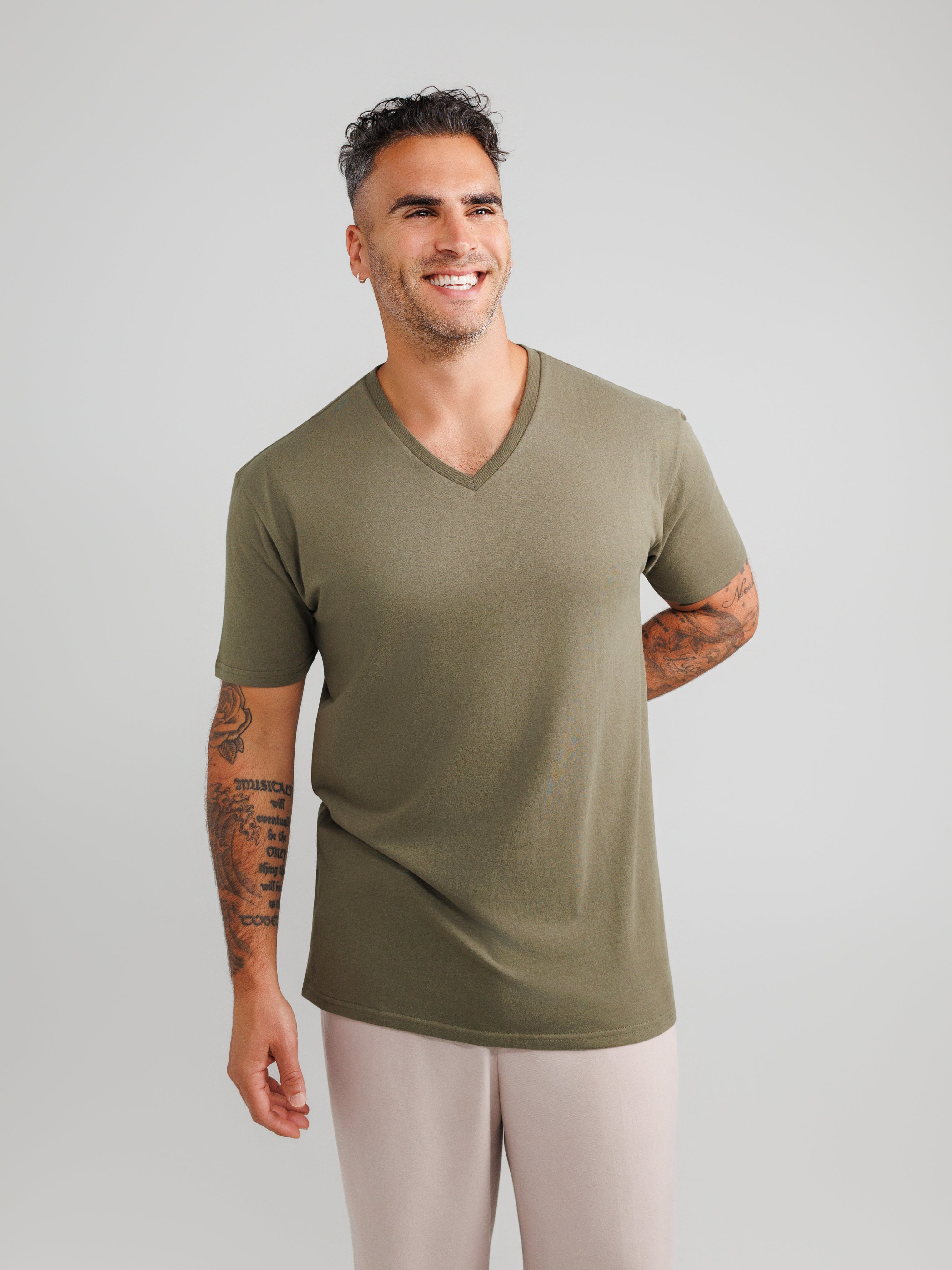 Oasis V-Neck 3-pak